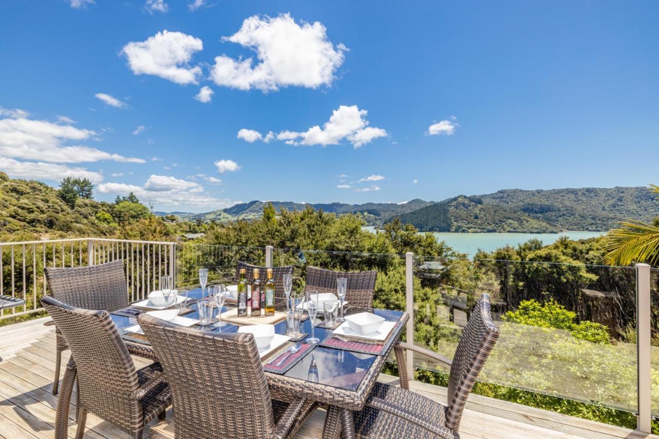 Harbour View Villa Whangaroa Exterior photo