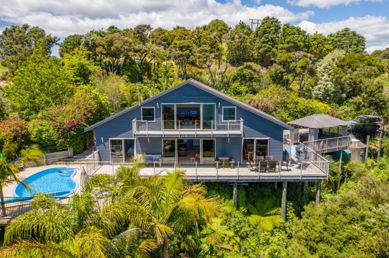 Harbour View Villa Whangaroa Exterior photo