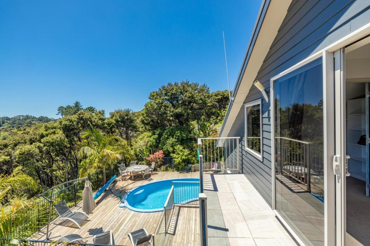 Harbour View Villa Whangaroa Exterior photo